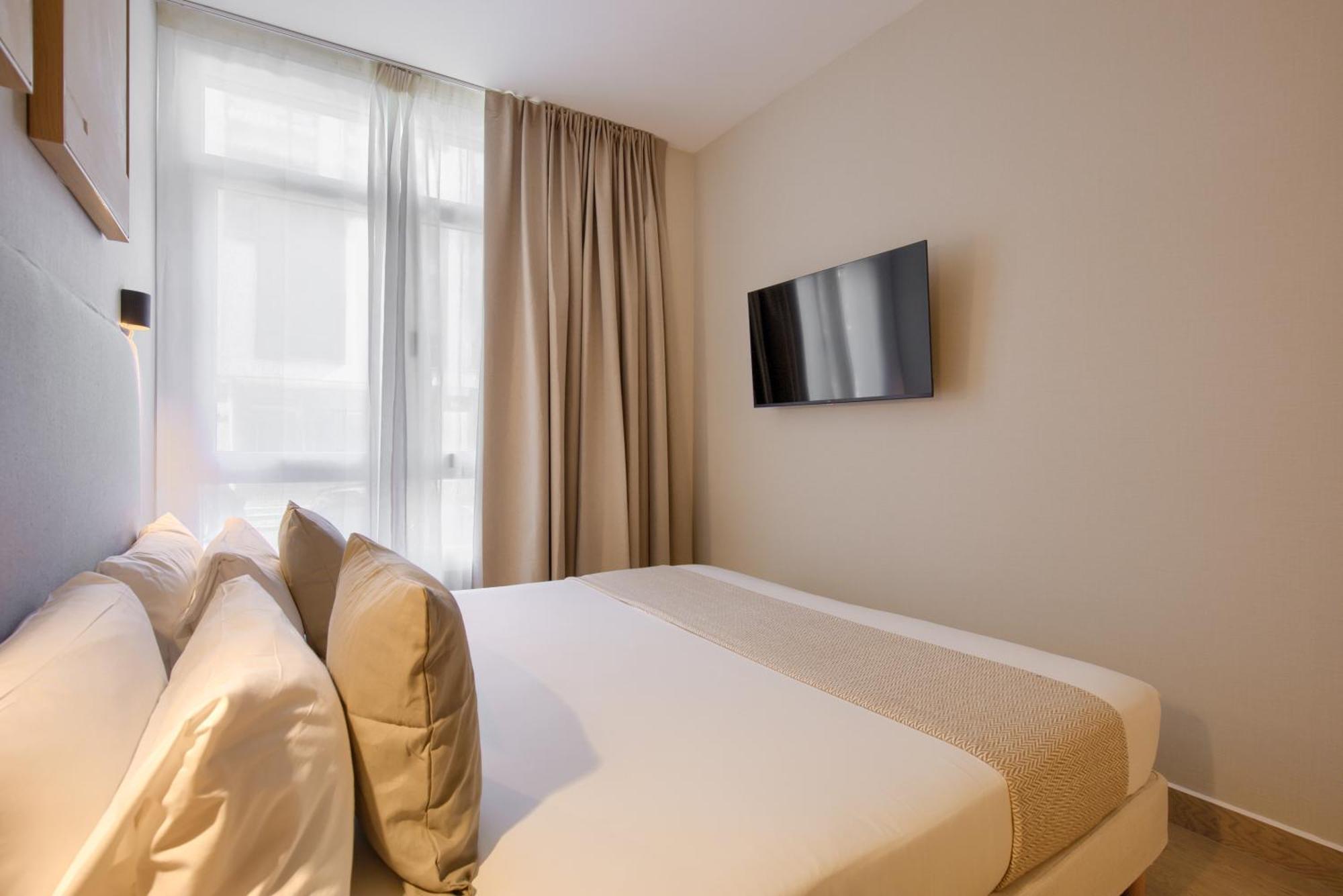 Dobo Madrid Murillo Pokoj fotografie