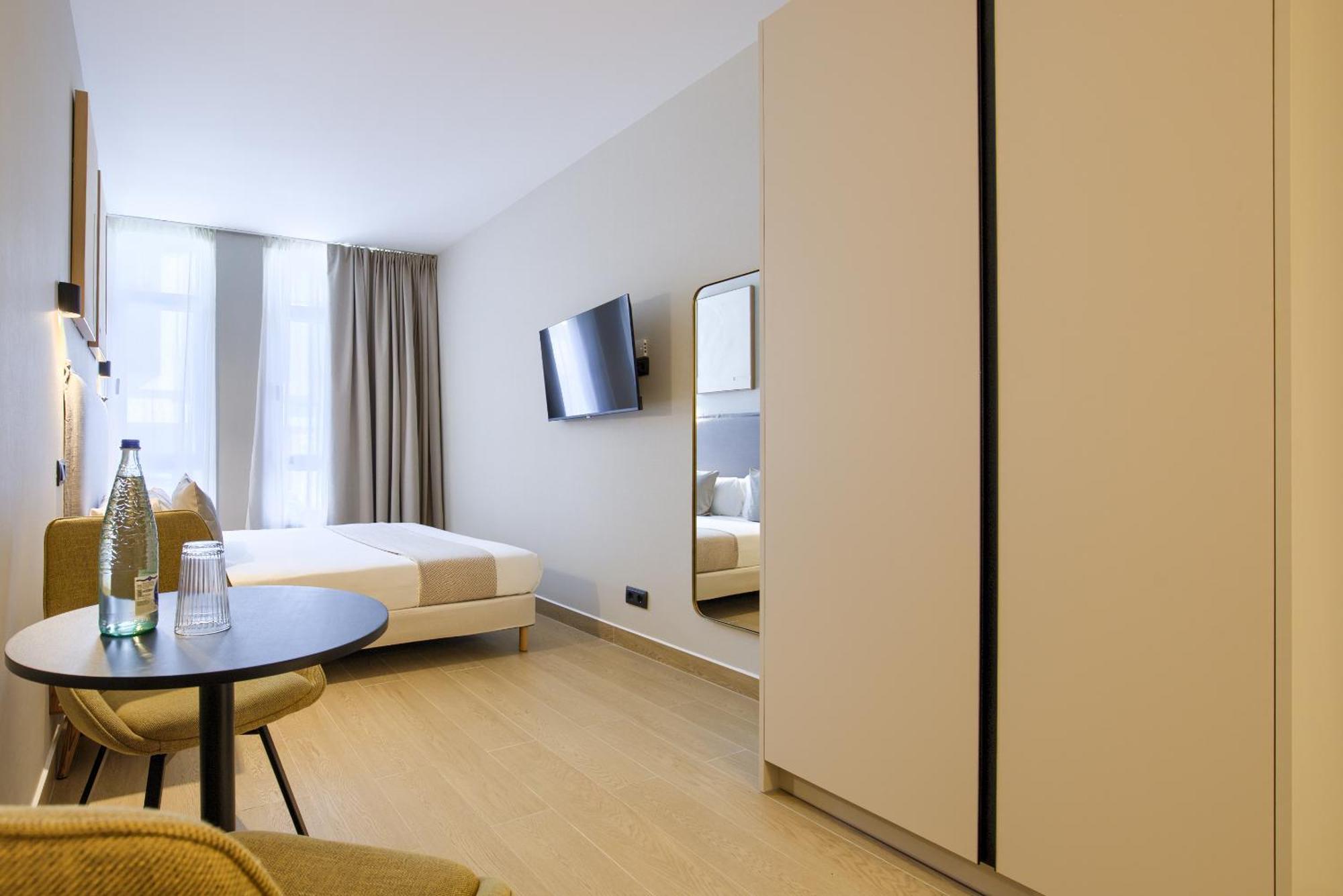 Dobo Madrid Murillo Pokoj fotografie