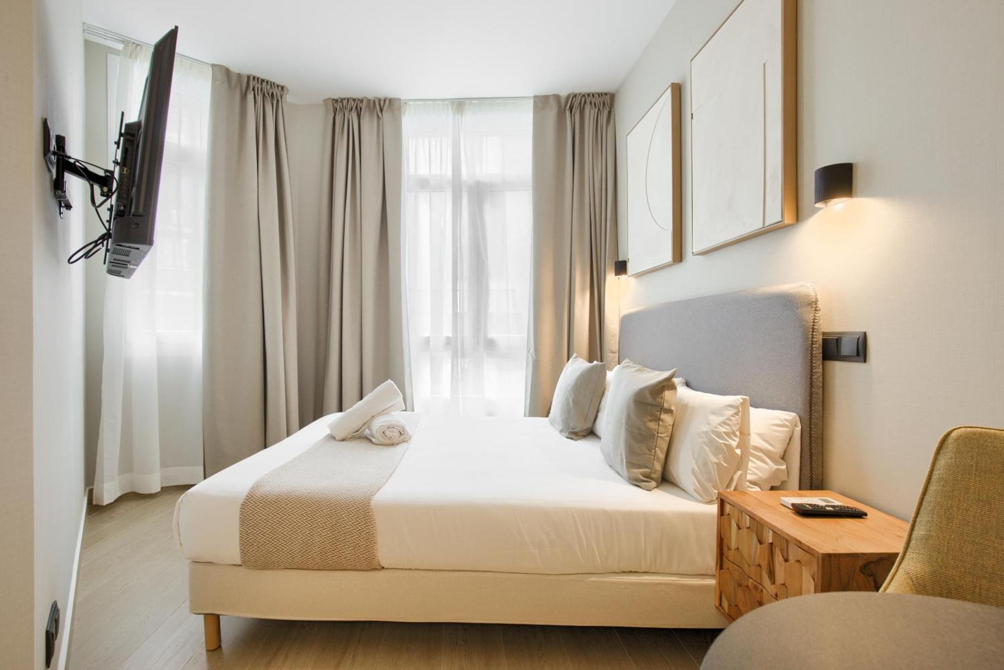 Dobo Madrid Murillo Pokoj fotografie