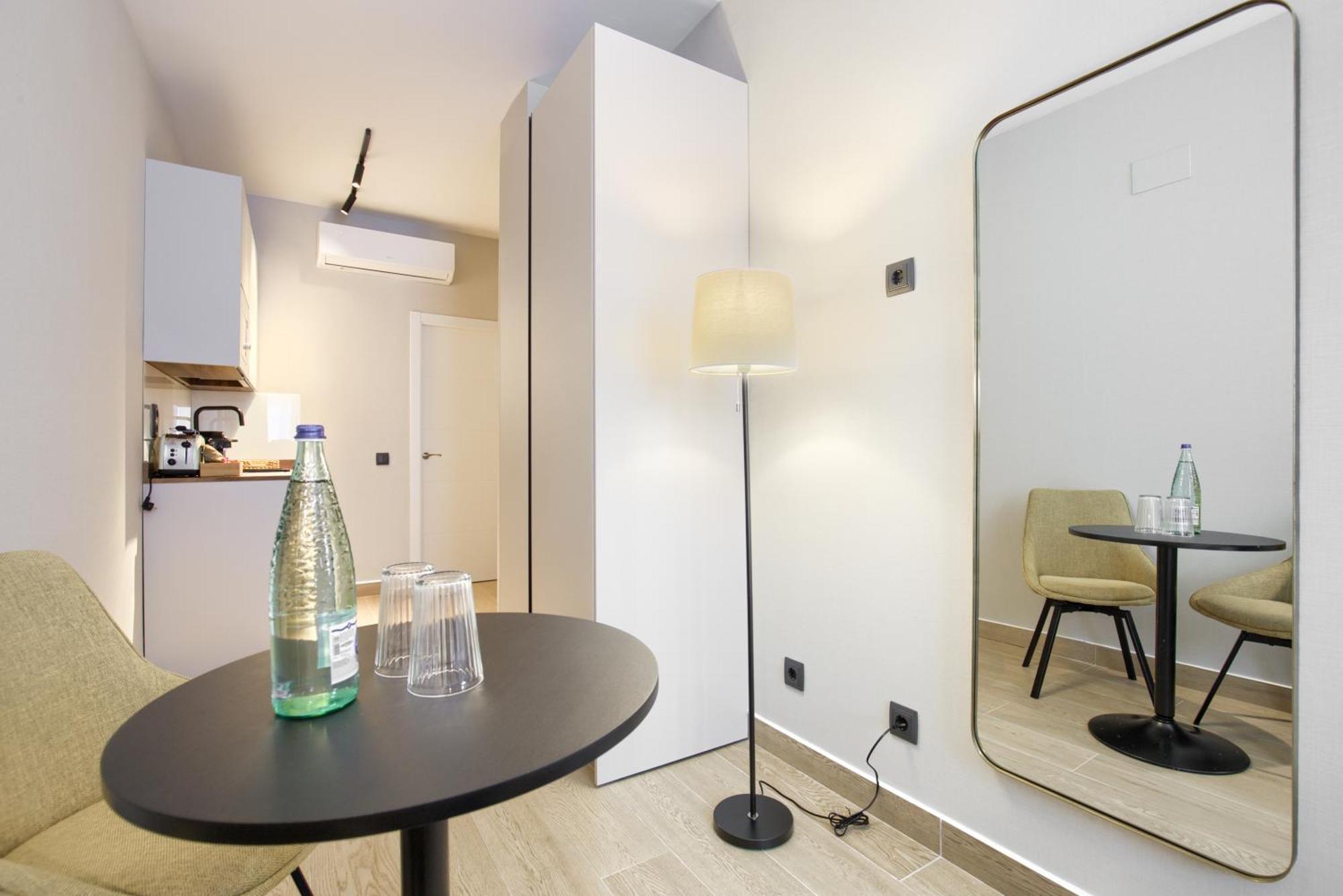 Dobo Madrid Murillo Pokoj fotografie